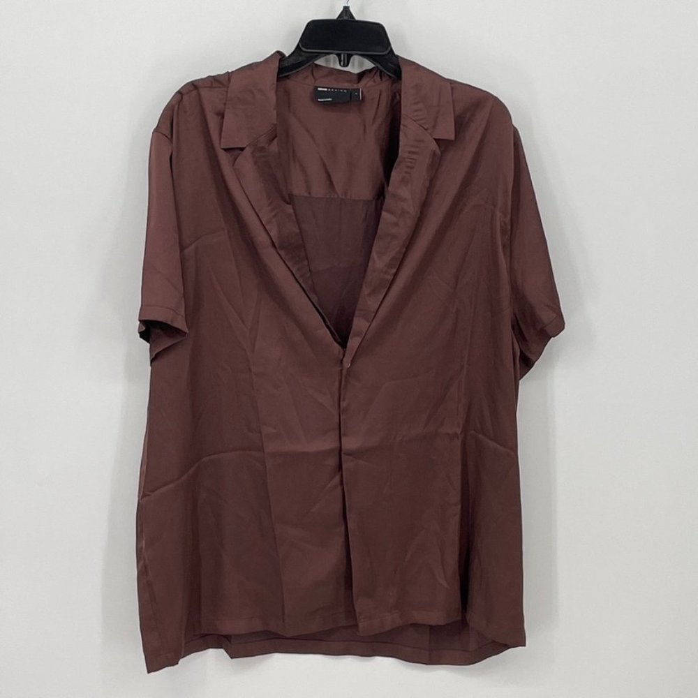 Men's ASOS Design Relaxed Shirt with one Button in Brown, Size Large
